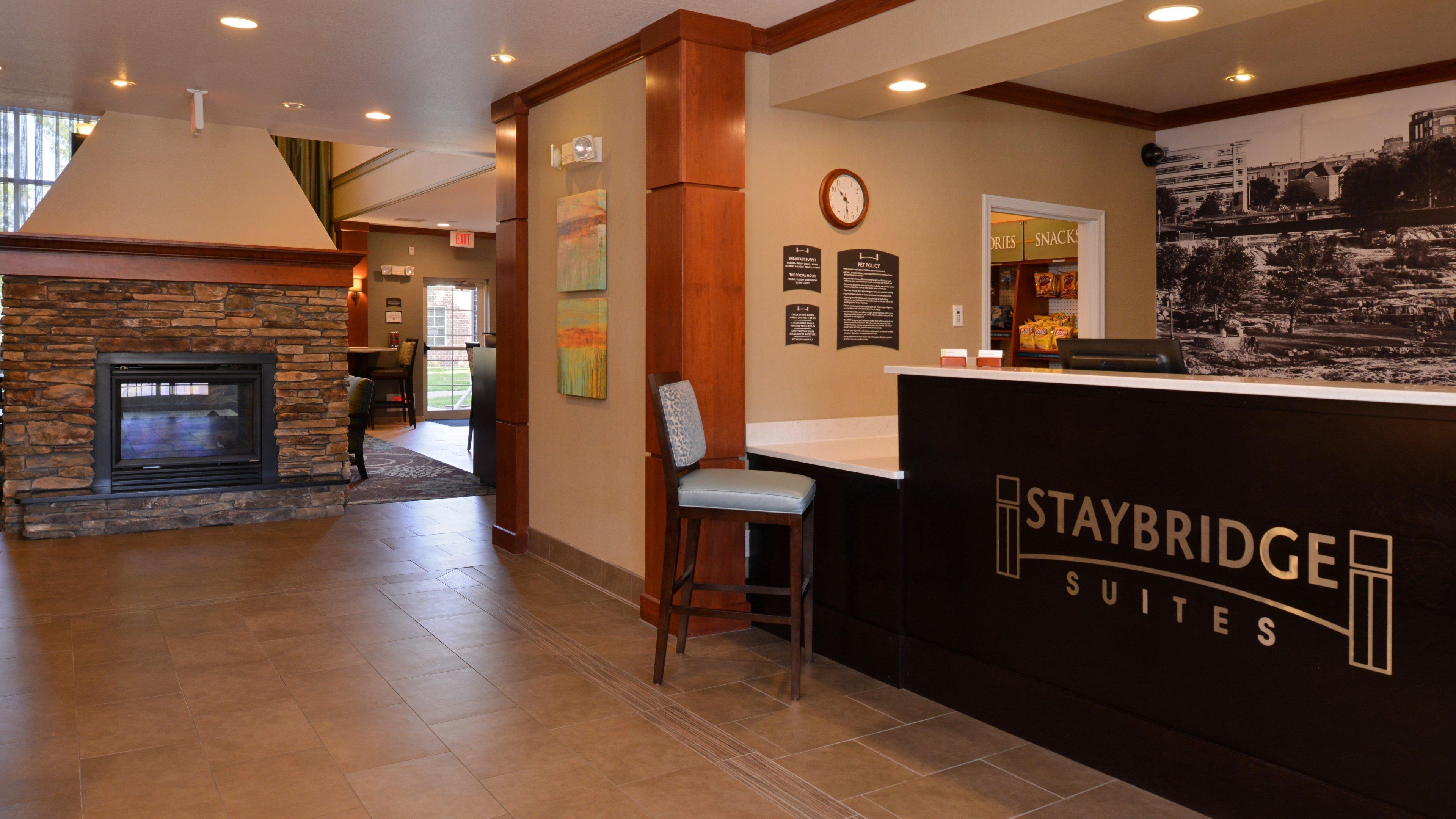 Staybridge Suites Sioux Falls At Empire Mall By Ihg Exterior foto