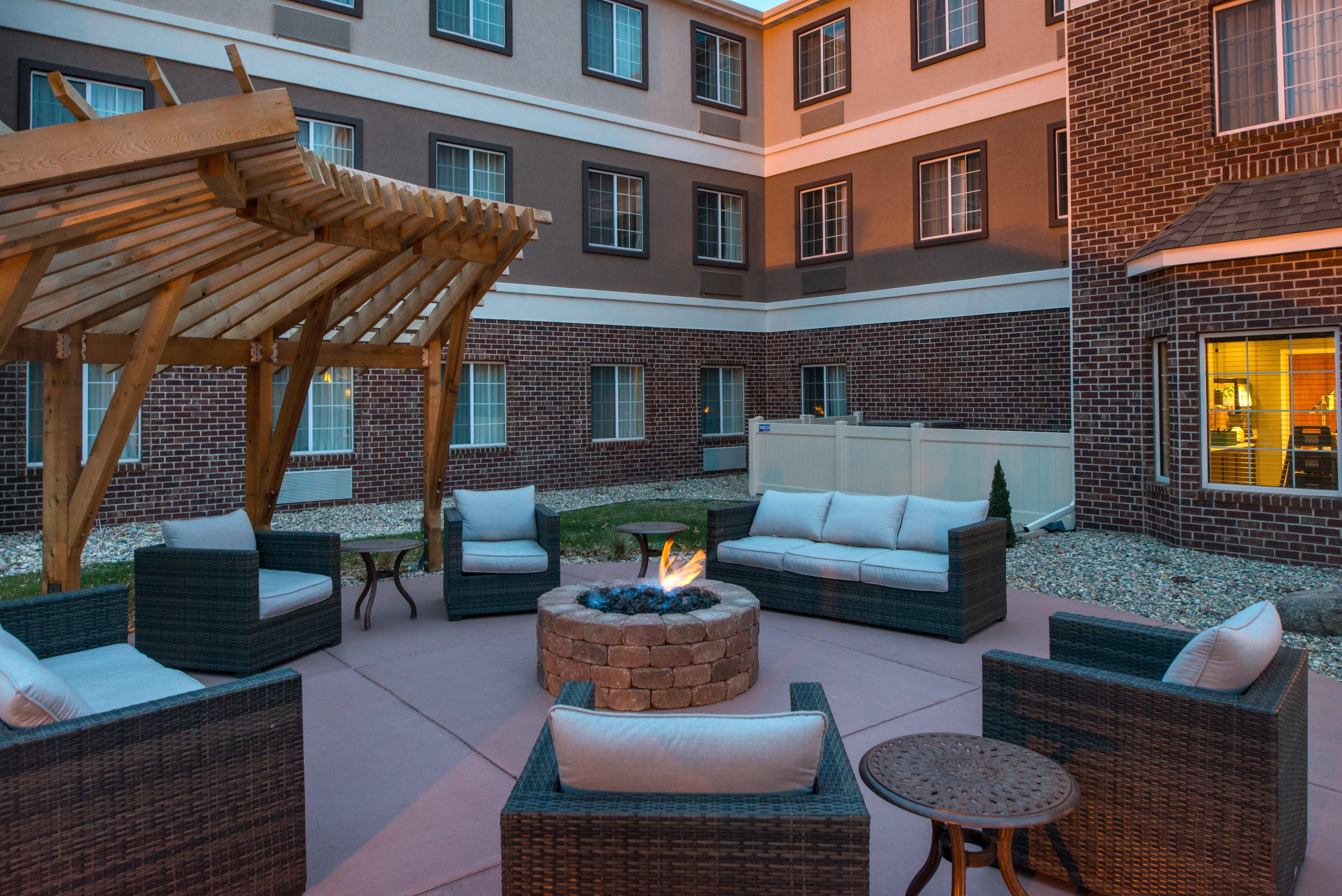 Staybridge Suites Sioux Falls At Empire Mall By Ihg Exterior foto